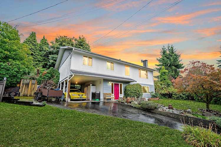 9089 Pemberton Place Delta, BC V4C 3J6