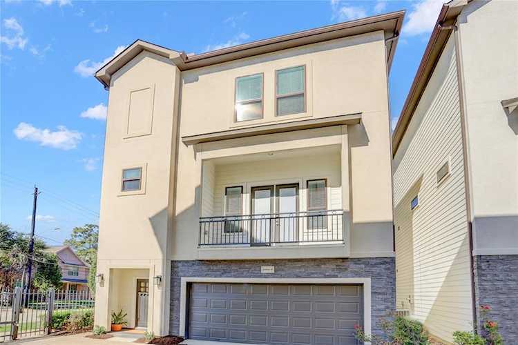 2504 Beall St Houston, TX 77008