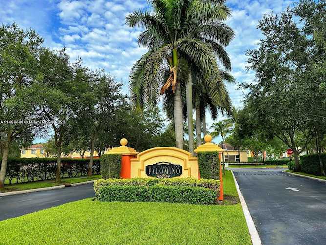 3310 Palomino #624-6 Davie, FL 33024-2345