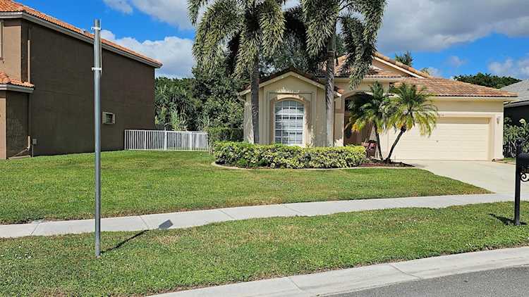 3614 Old Lighthouse Circle Wellington, FL 33414