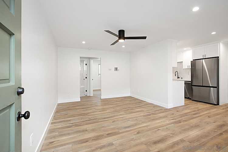 5075 Naragansett #109 San Diego, CA 92107
