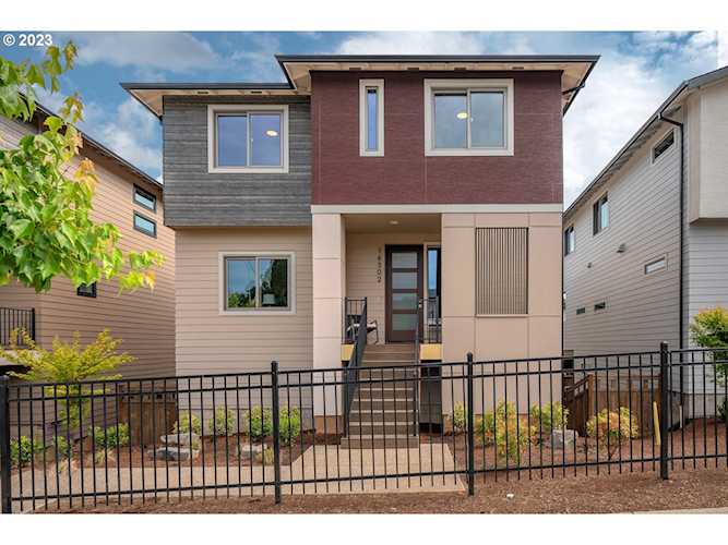16284 SE Pleasant Valley PKWY Happy Valley, OR 97086