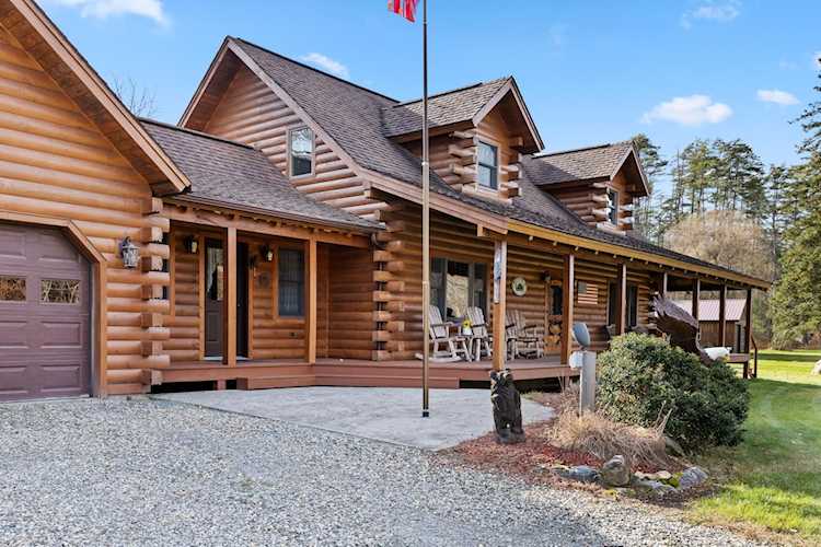 465 & 471 Rum Hill Rd Bath, NH 03740