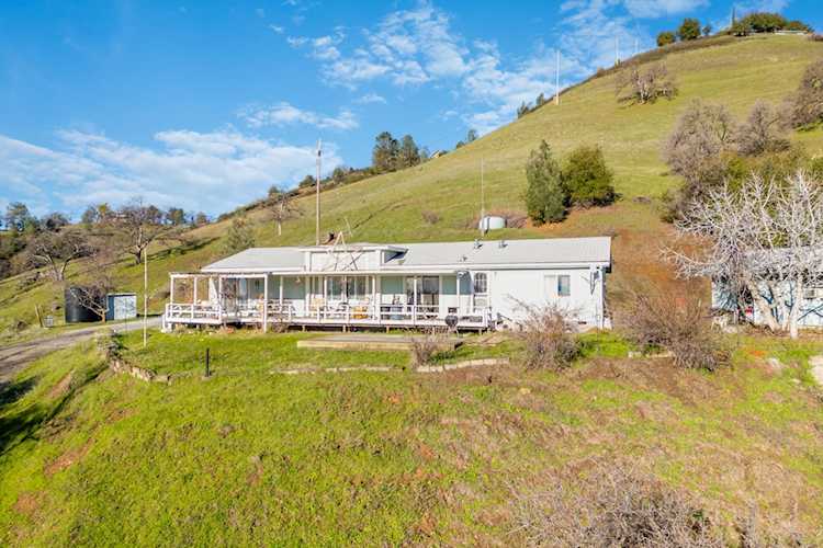 22270 E Elk Trl Redding, CA 96003