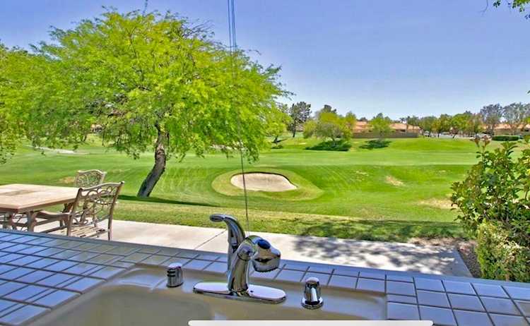 37 Colonial Dr Rancho Mirage, CA 92270