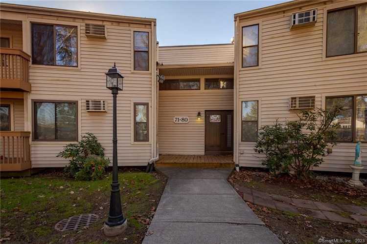 71 Woodland Dr #71 Cromwell, CT 06416