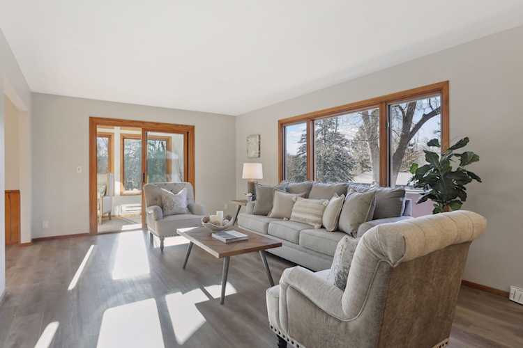 832 Bartosh Lane River Falls, WI 54022
