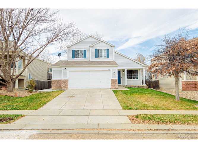 1809 Clover Creek Dr Longmont, CO 80503