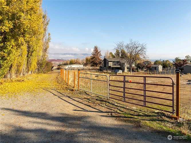 96 Thorburn Ln Malaga, WA 98828