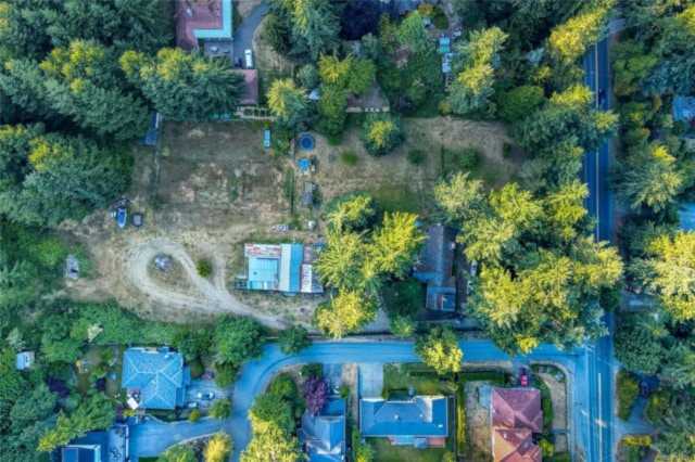 5440 Fowler Rd Saanich, BC V8N 5B8