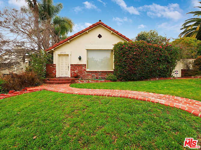 2717 Patricia Ave Los Angeles, CA 90064