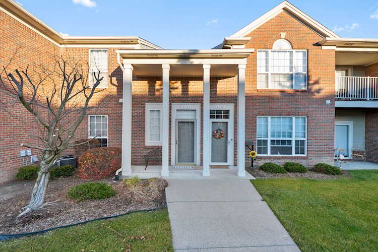 51773 Adler Park Dr Chesterfield, MI 48051
