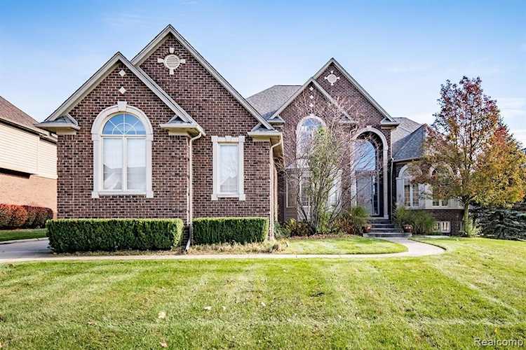 1351 Galena Rochester Hills, MI 48306