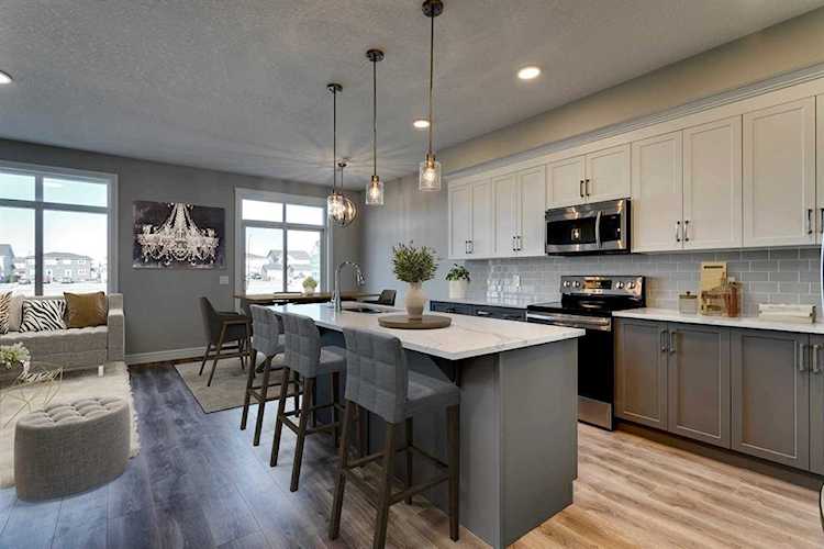 77 Granite Ave Cochrane, AB T4C 2C1