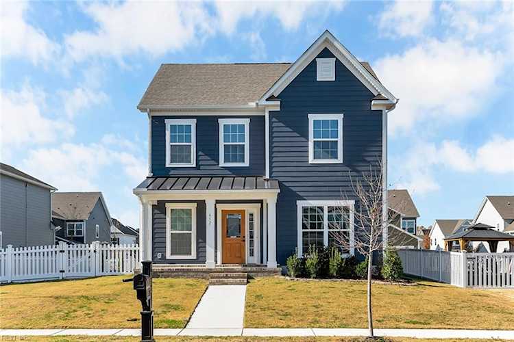 652 Colonel Byrd St Chesapeake, VA 23323