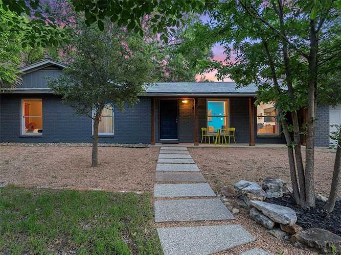 2409 Arpdale ST Austin, TX 78704