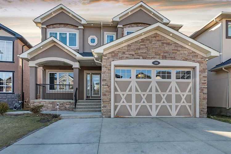 596 Taralake Way NE Calgary, AB T3J 0J1