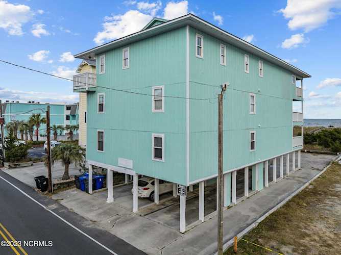908 Carolina Beach Ave N Carolina Beach, NC 28428