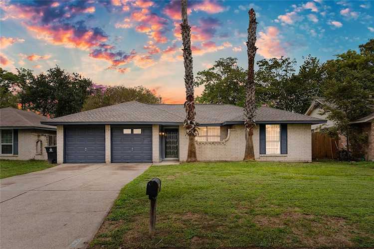 7702 Williams St Houston, TX 77040