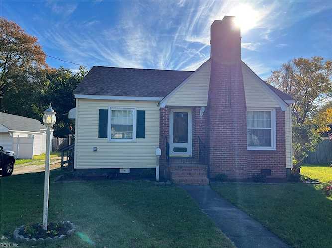 2015 Darden Terrace Portsmouth, VA 23701
