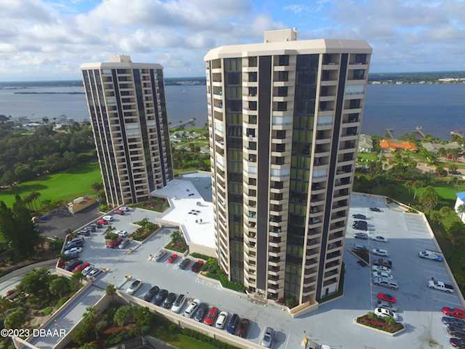 1 Oceans West Boulevard #10A6 Daytona Beach Shores, FL 32118