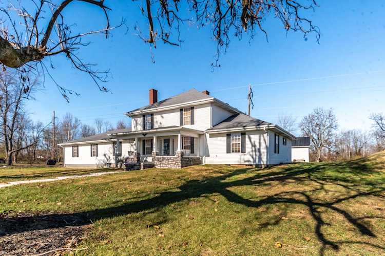 2915 Irvine Rd Richmond, KY 40475