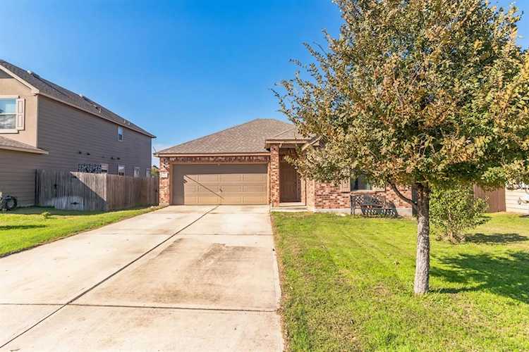341 New Bridge DR Kyle, TX 78640