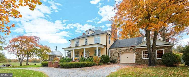 35175 Snickersville Turnpike Round Hill, VA 20141