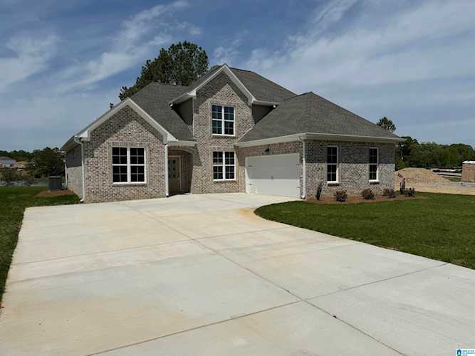 307 Wynlake Drive Alabaster, AL 35007