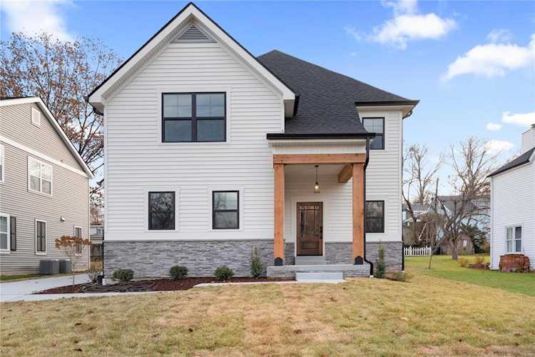 338 W Essex Ave Kirkwood, MO 63122