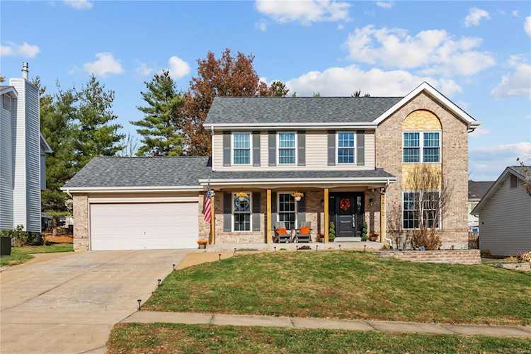 2812 Diekamp Farm Trl St Charles, MO 63303