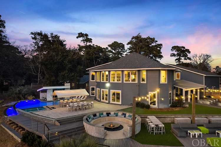 131 Dogwood Trail Southern Shores, NC 27949