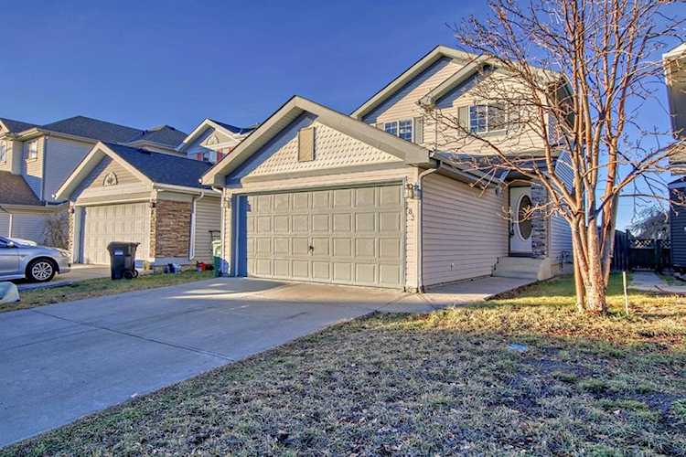 183 Chaparral Ridge Circle SE Calgary, AB T2X 3M6