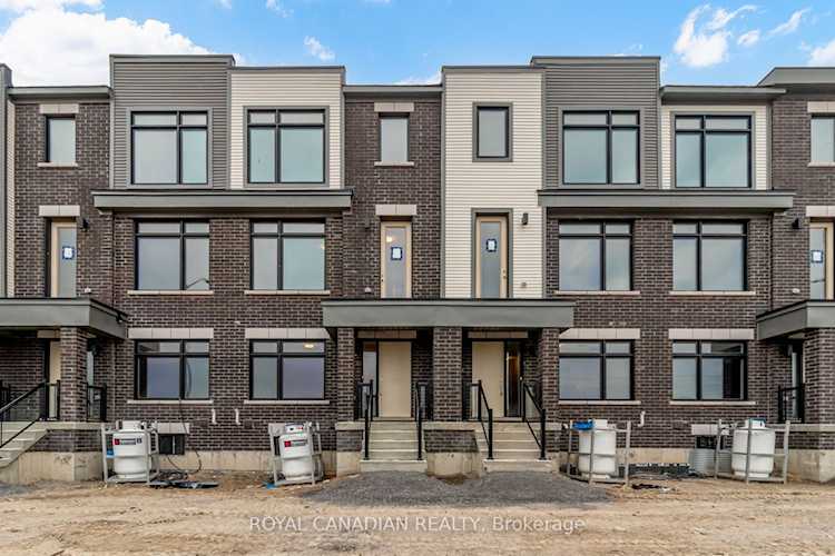 47 Sorbara Way Whitby, ON L1M 0M4