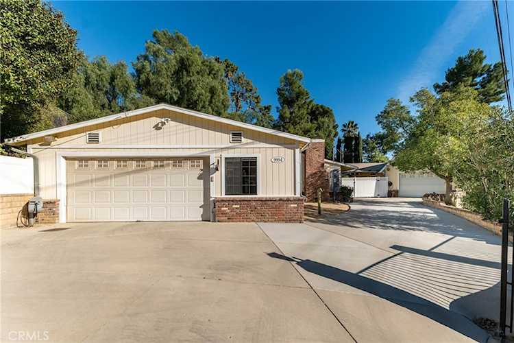 9994 Wornom Ave Shadow Hills, CA 91040