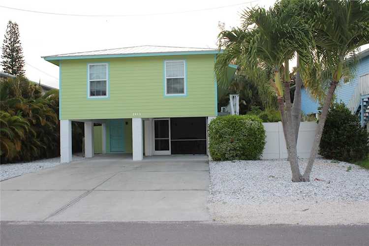 2413 Avenue C #A & B Bradenton Beach, FL 34217