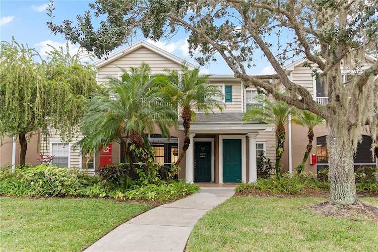 8905 Manor LOOP #103 Lakewood Ranch, FL 34202