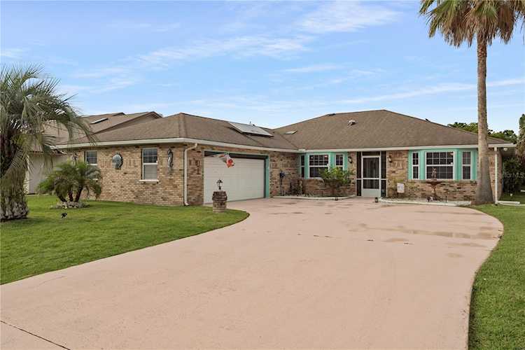 23 Cool Water Ct Palm Coast, FL 32137