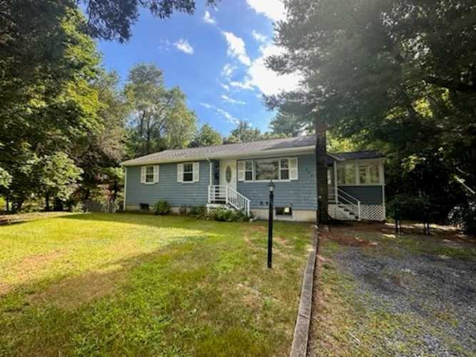 220 Monponsett St Hanson, MA 02341