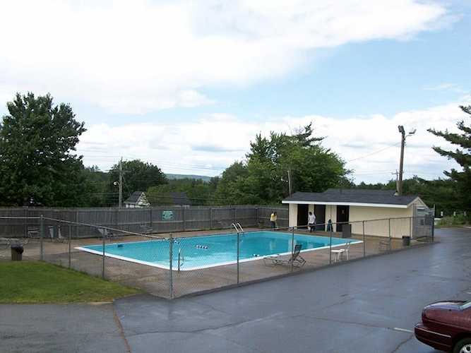 124 Mammoth Rd #206 Hooksett, NH 03106