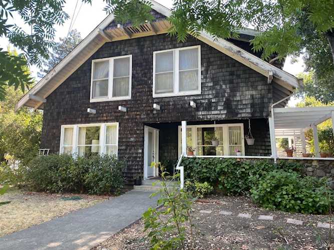 824 Orchard Street Santa Rosa, CA 95404
