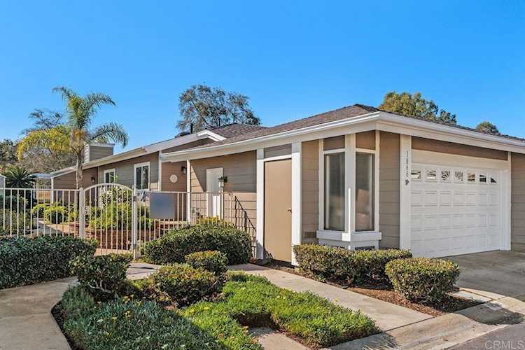 1868 Turnberry Drive Vista, CA 92081