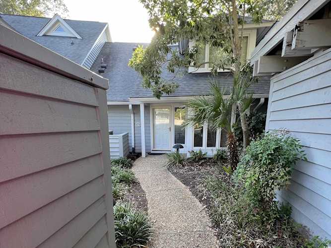 Gloucester Terrace Circle #2-E Myrtle Beach, SC 29572