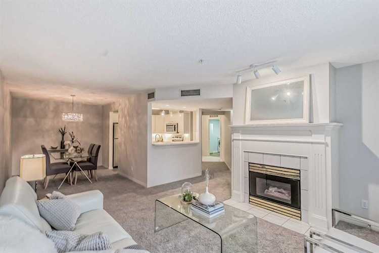 9449 19 St SW #214 Calgary, AB T2V 5J8