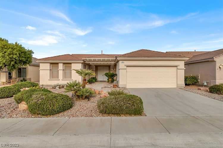 562 Mountain Links Dr Henderson, NV 89012