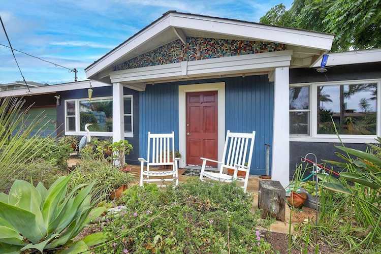 1701 Mackinnon Avenue Cardiff By The Sea, CA 92007