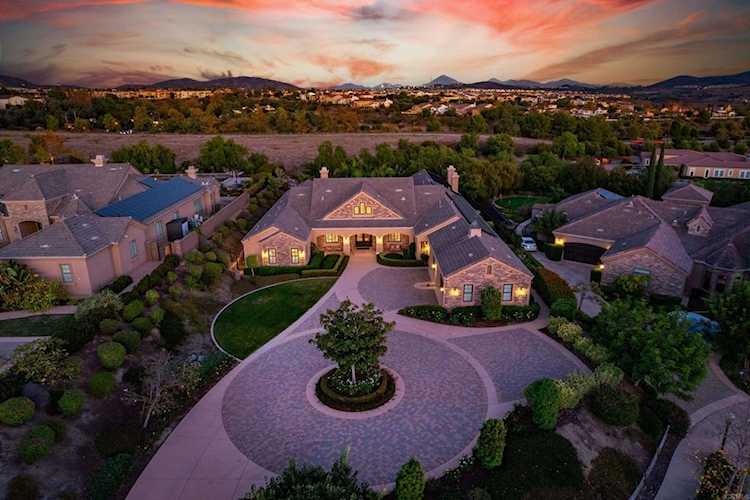 15445 Artesian Spring San Diego, CA 92127