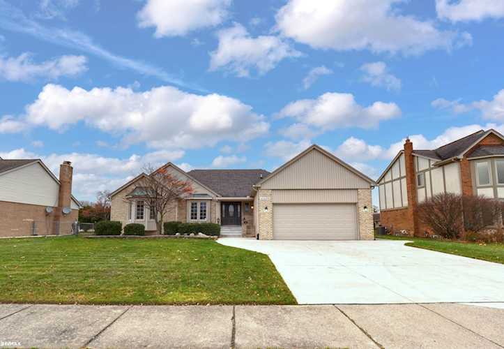 41408 Allspice Dr Dr Sterling Heights, MI 48314