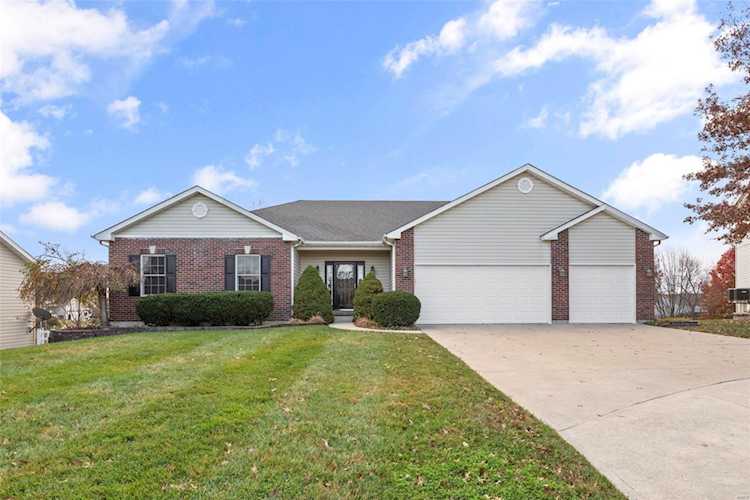 84 Reuben Ct St Peters, MO 63376