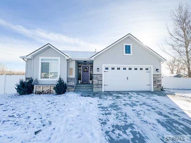 3444 N Baldwin Avenue Idaho Falls, ID 83401